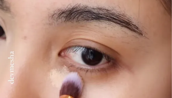Gunakan Concealer Brush