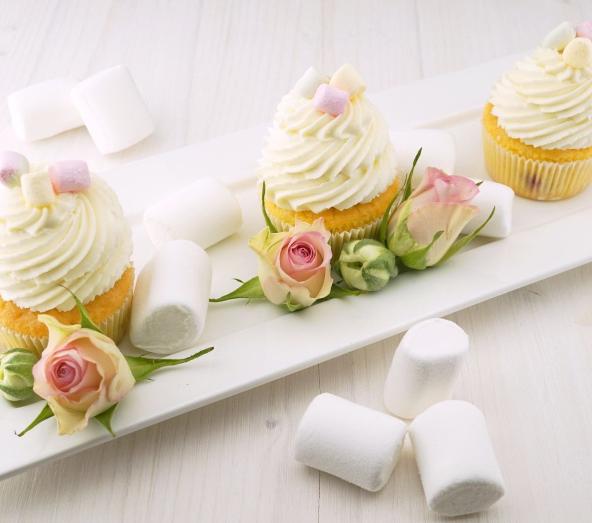 Cupcake Recipes Easy with 3 Tasty and Moist Results
