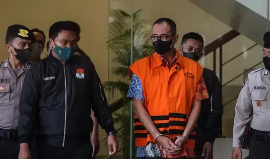 Tim jaksa penuntut umum pada Komisi Pemberantasan Korupsi (KPK) merampungkan berkas dakwaan mantan pejabat Direktorat Jenderal Pajak Kementerian Keuangan (DJP Kemenkeu) Rafael Alun Trisambodo. 