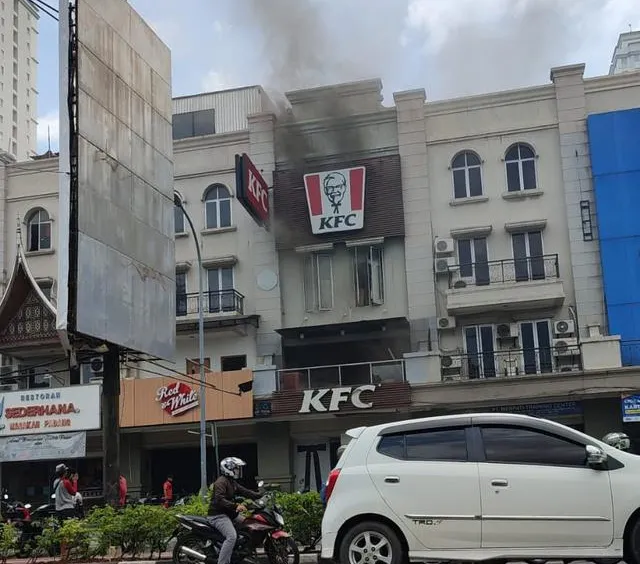 Perjalanan Bisnis Dick Gelael, Pendiri KFC Pertama di Indonesia