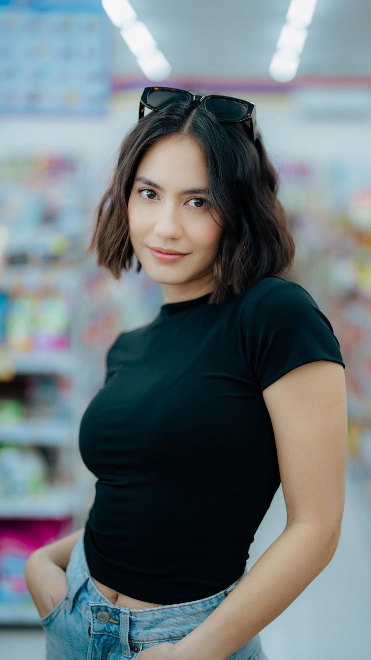 Kini Banting Setir jadi Sutradara Film, Intip Perjalanan Karier Pevita  Pearce