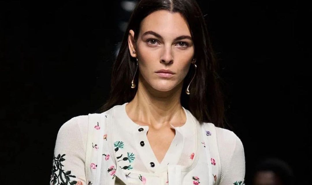 Vittoria Ceretti was born on June 7, 1998, in Brescia, Italy.