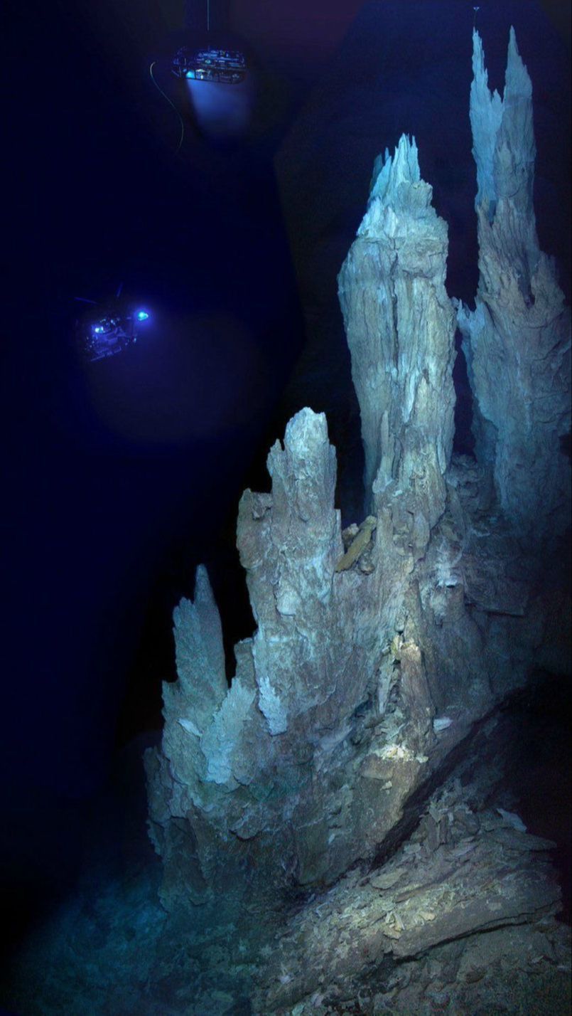 Wujud 'Kota yang Hilang' di Dasar Samudra Atlantik