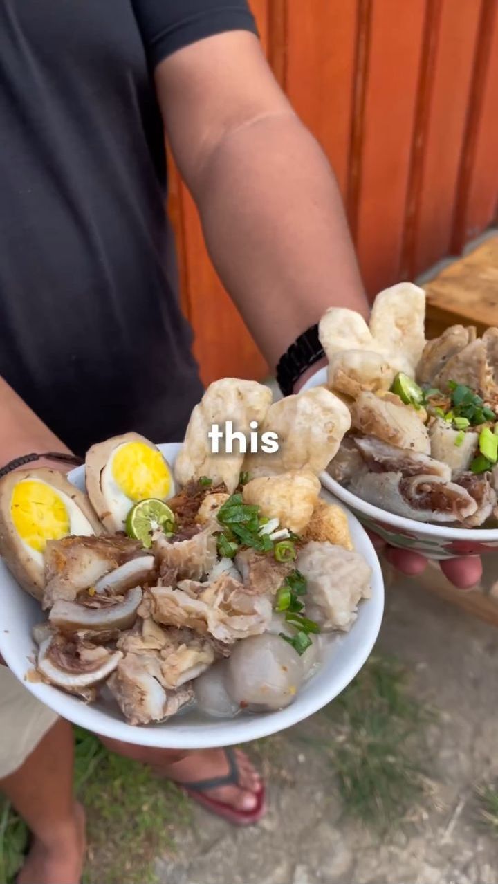 Salah satu menu bakso Margaretha.