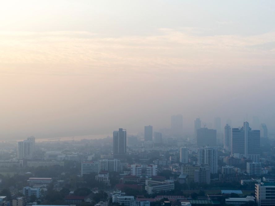 Dampak Polusi Udara bagi Kesehatan Kulit, Bisa Memicu Jerawat hingga Sebabkan Kanker