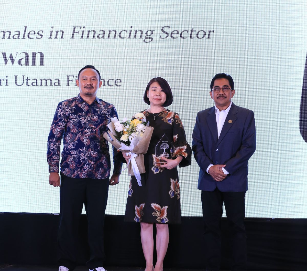 Komisaris Mandiri Utama Finance Erida Gunawan, 33 Tahun Karier dengan Jabatan Mentereng