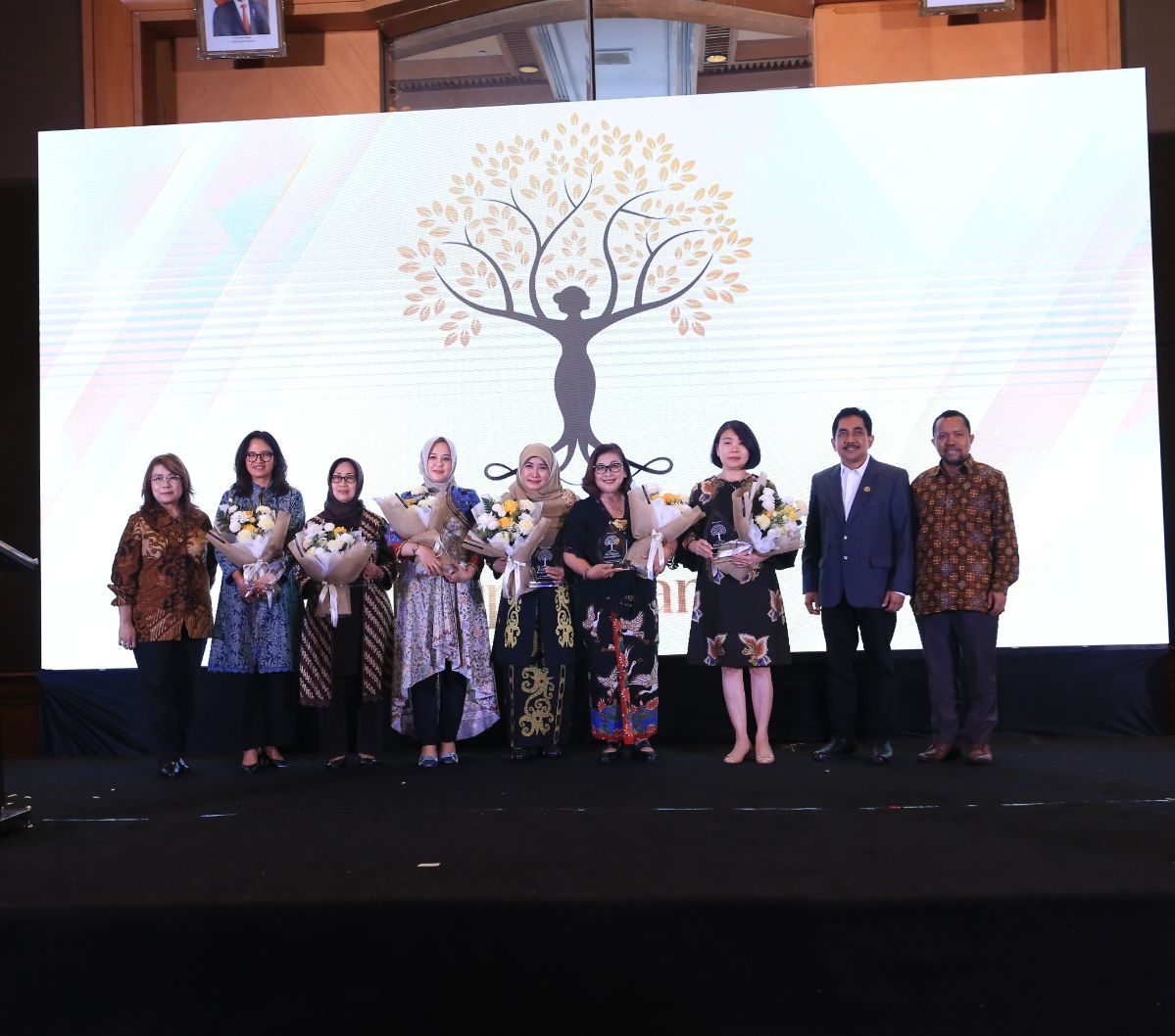 Komisaris Mandiri Utama Finance Erida Gunawan, 33 Tahun Karier dengan Jabatan Mentereng