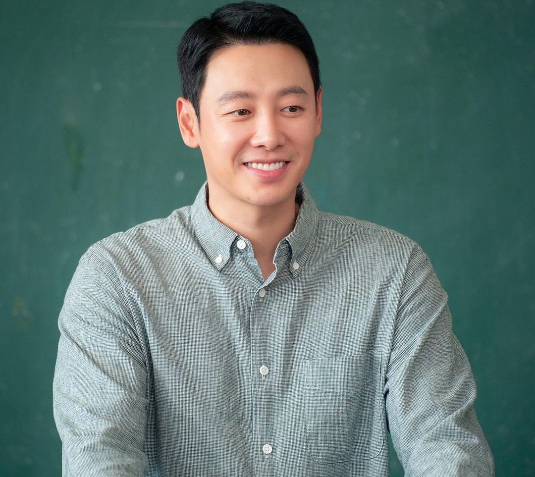 Actor Kim Dong Wook Announces Marriage With Non-Celebrity Girlfriend
