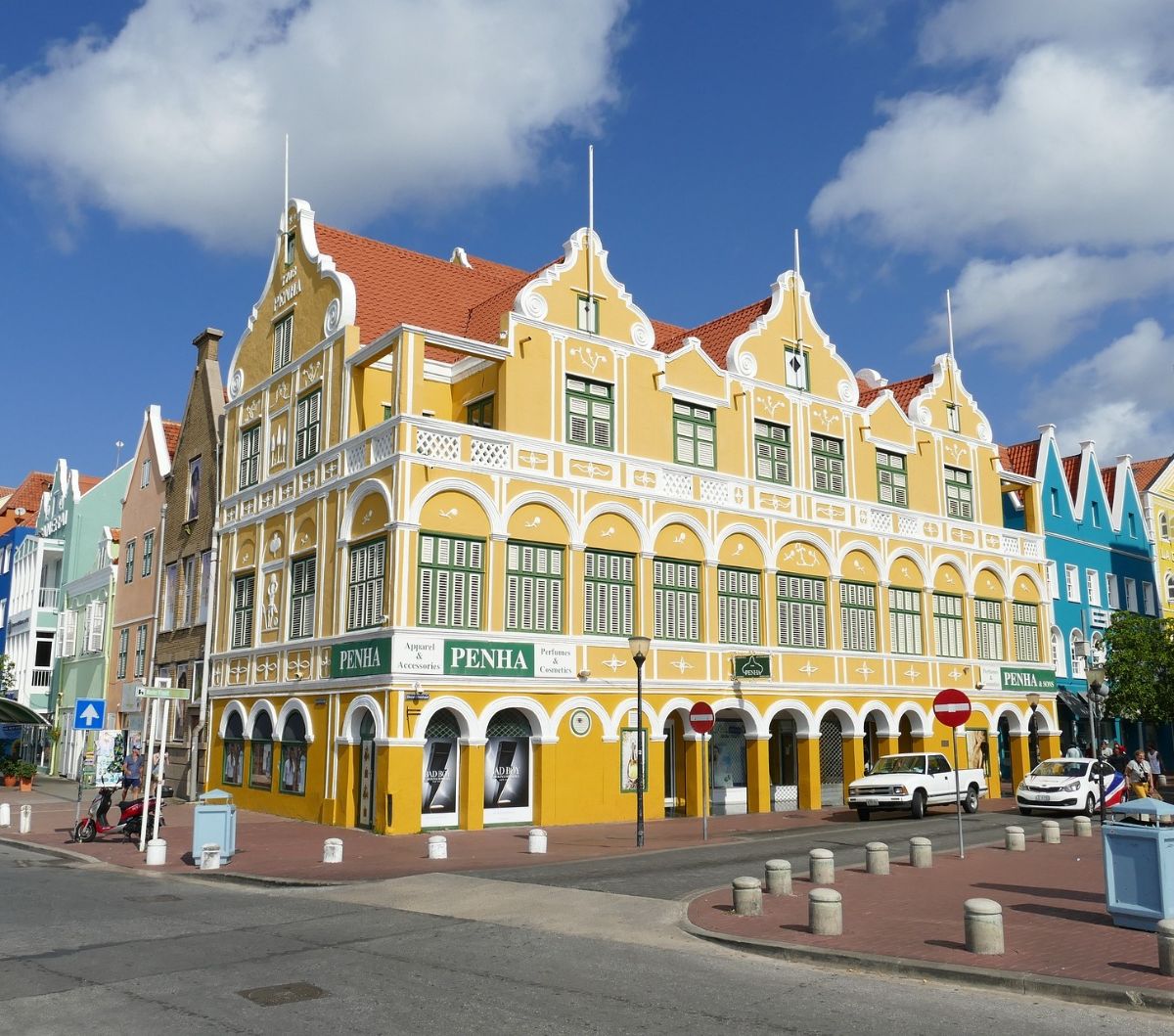 5 Most Colorful Cities in The World: Must Visit on Your Trip List