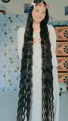Rambut Panjangnya Keinginan Sang Mama