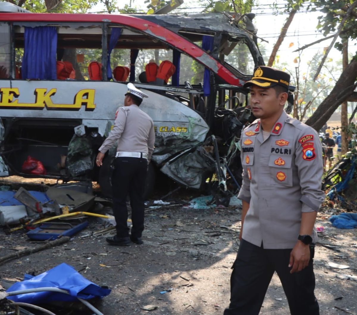 Kecelakaan Maut Bus Sugeng Rahayu Vs Eka Di Ngawi, Tiga Penumpang Tewas