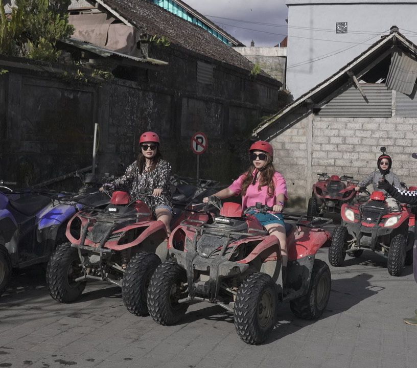 Emeron Squad Goes To Bali Selama 3 Hari dan 2 Malam, Intip Berbagai Keseruannya Yuk!