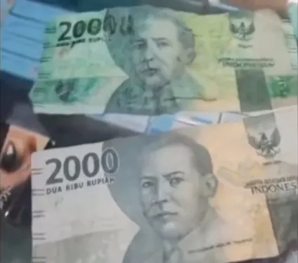 Pedagang Ini Kena Tipu, Duit Rp2.000 Digambar dan Ditambahi Nol Jadi ...