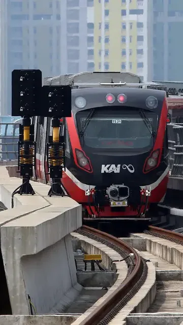 Sudah Beroperasi Sejak 2018, Ini Foto Dan Kecanggihan LRT Pertama Di ...