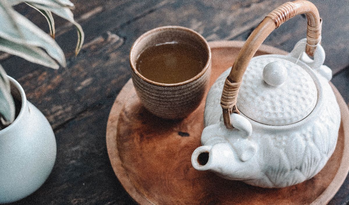 Cara membuat jamu beras kencur untuk dijual pun sebenarnya mudah saja. Anda bisa mempraktikannya sendiri di rumah. Cukup siapkan beberapa bahan ini, dan ikuti langkah-langkah pembuatannya dengan seksama.