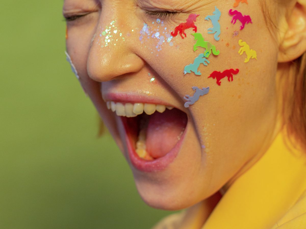 Kenali Kondisi Kesehatanmu dari 5 Rasa Aneh yang Muncul di Mulut