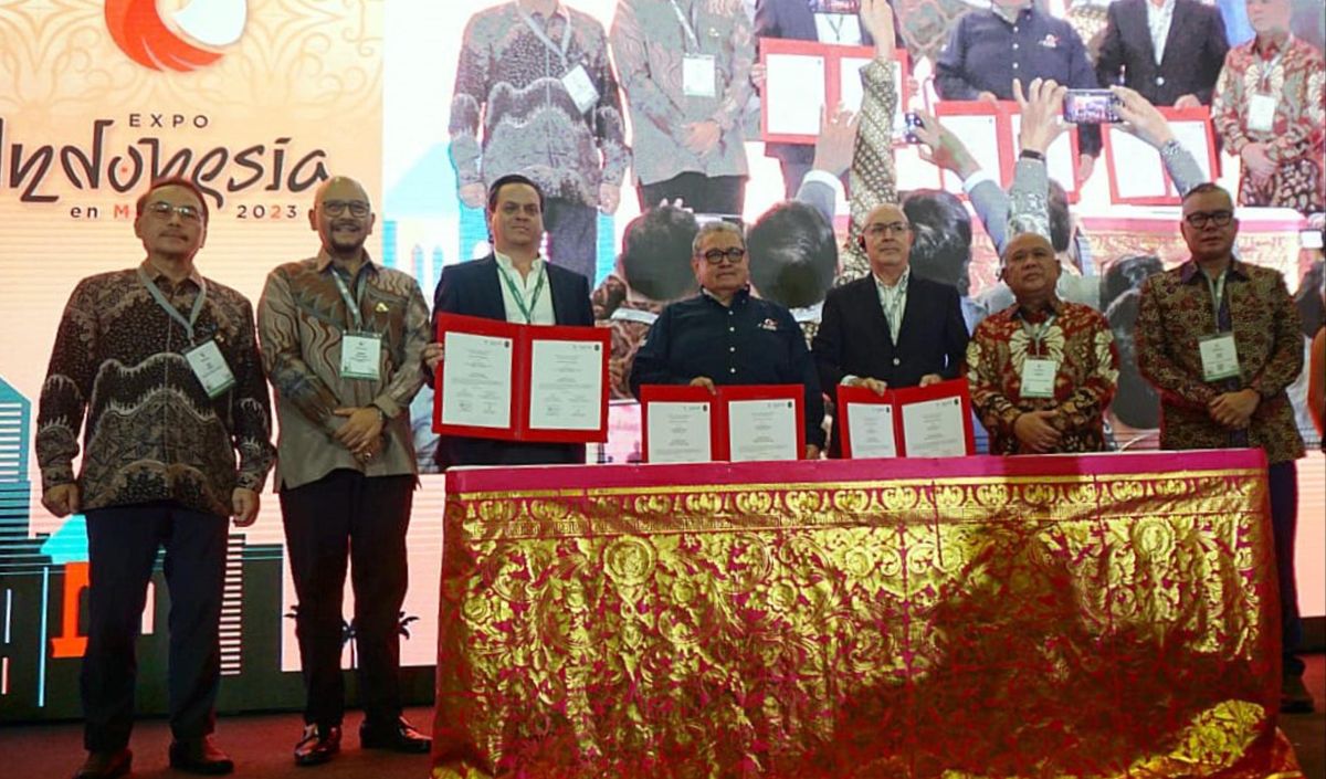 Turut hadir Wakil Presiden Konsil Bisnis Meksiko untuk Perdagangan Luar Negeri, Investasi, dan Teknologi (COMCE Nacional Mexico) Jorge Lopez Morton, Direktur Jenderal Perdagangan Global Meksiko Margarita Alcantara Alcala, Presiden Komite Promosi Investasi COMCE Ing Tonatiuh Salinas.