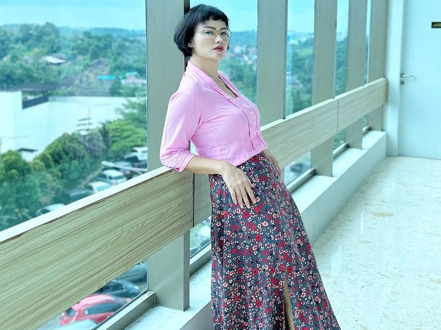 10 Gaya Terbaru Tracy Trinita: Dari Supermodel Menuju Pendeta, Pesona ...