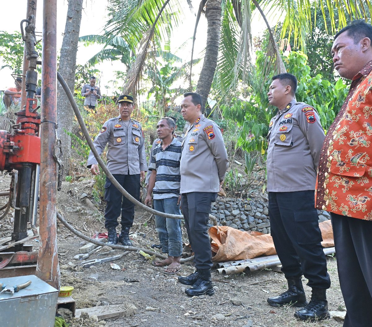 Atasi Krisis Air Bersih Polres Jepara Buat Sumur Bor