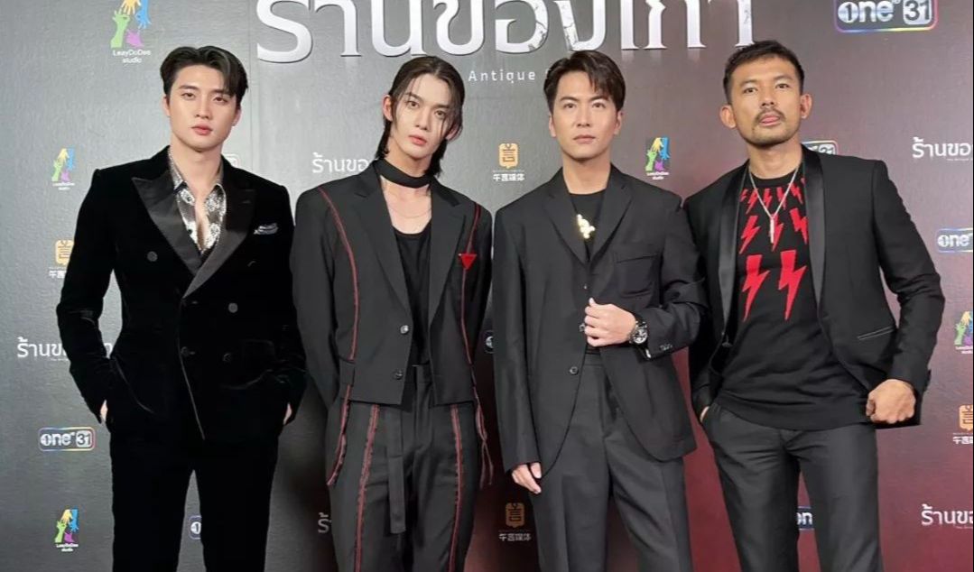 Rio Dewanto dan Bae Jinyoung