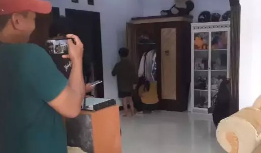 Ruang Penyimpanan Pakaian