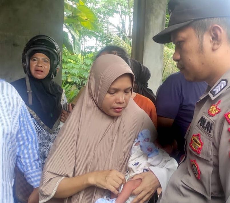 Bayi Perempuan Dibuang di Teras Rumah Warga Aceh Besar