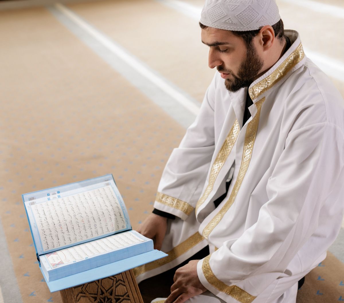 10 Contoh Idgham Mutaqaribain dalam Al-Quran, Lengkap Definisi, Cara Baca dan Hurufnya