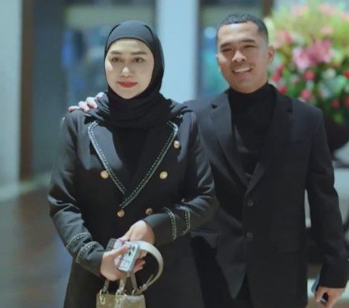 Potret Ulang Tahun Istri Putra Siregar Dapat Kejutan Perhiasan Mewah