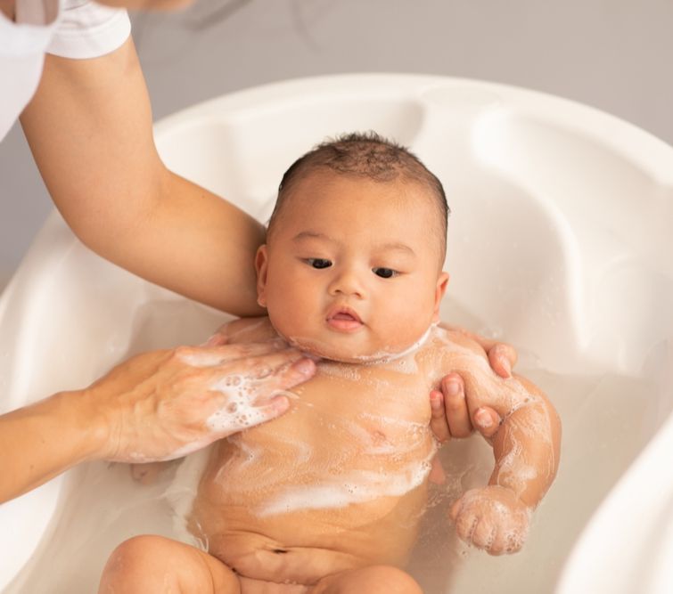 Hal yang Bisa Dilakukan Para Ayah untuk Bonding dengan Bayi