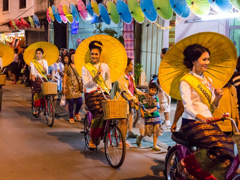 4. Bo Sang Umbrella Festival: A Celebration of Artistry and Craftsmanship