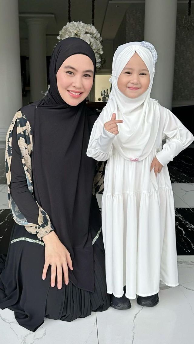 Potret Menggemaskan Khalisa, Anak Kartika Putri yang Punya Tabungan Miliaran Rupiah karena Sudah Bekerja dari Kecil