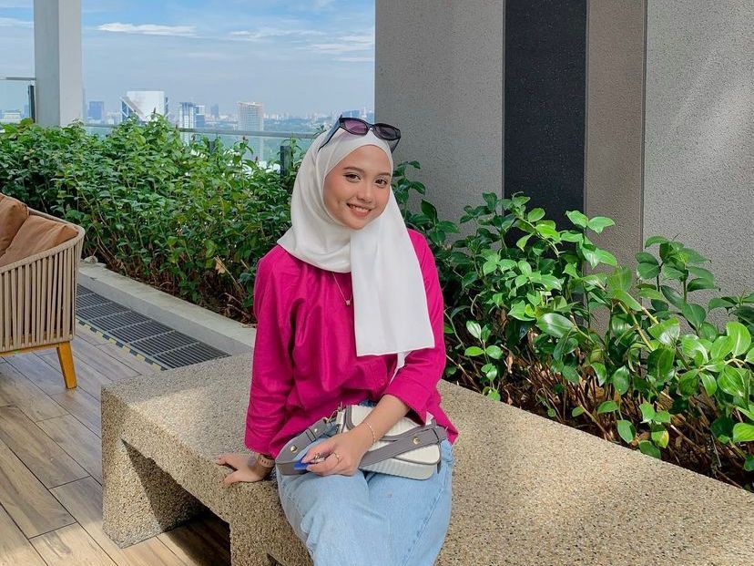 Tampil Menggemaskan dengan Pashmina Sifon