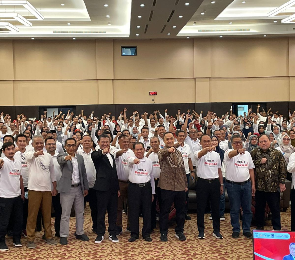 Arahan Jokowi dan Mendagri, Pj Gubernur Sulbar ke ASN: Layani Warga Demi Menuju Taqwa kepada Allah SWT