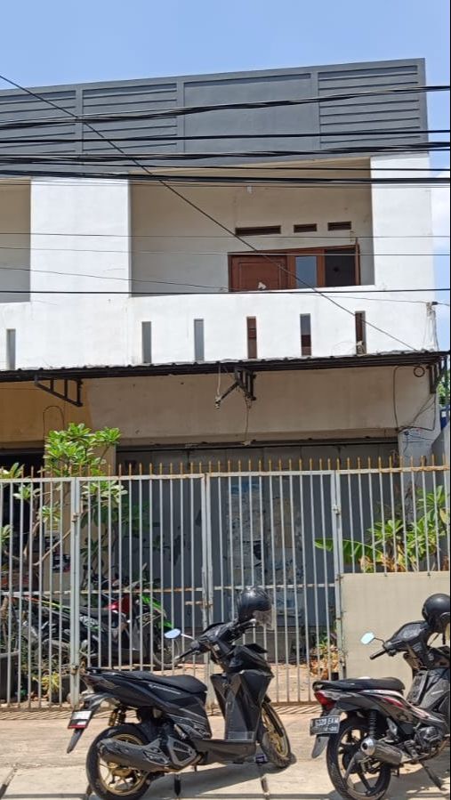 Ruko Tempat Produksi Film Dewasa
