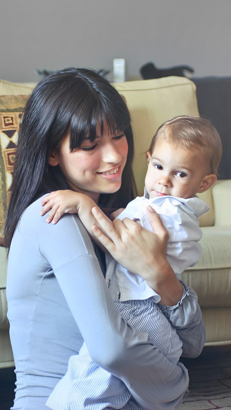 Curhat Istri Dapat BabySitter 'Red Flag', Terang-Terangan Goda Suami: 'Saya Mau Bu Bekasnya'<br>