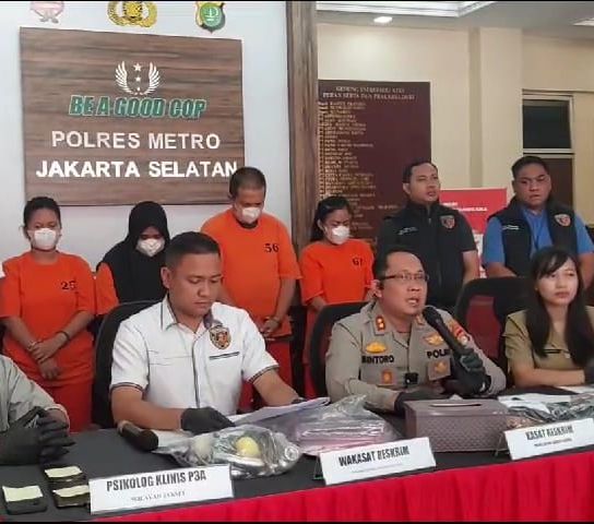 Detik Detik Polisi Gerebek Pesta Seks Di Hotel Kawasan Semanggi Jaksel