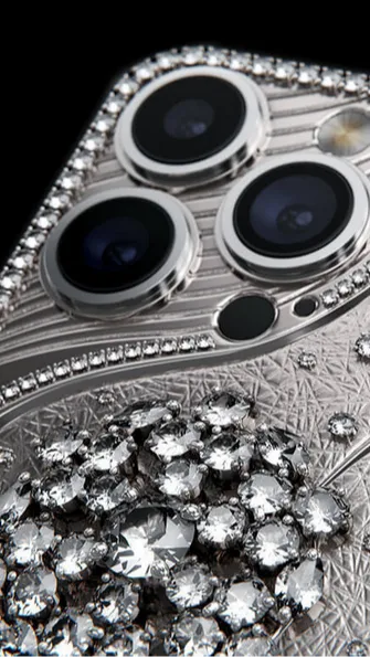 Russian Company Makes Diamond-Studded Version of iPhone 15