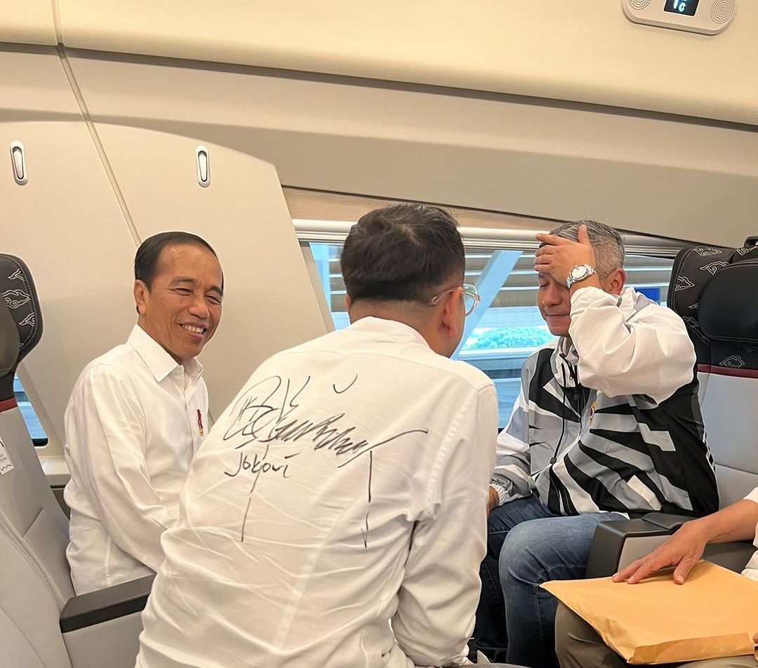 Siapin Duit Segini Kalau Mau Naik Kereta Cepat Jakarta Bandung