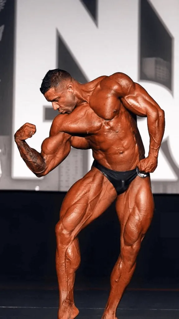 Neil Currey made his debut at the 2017 World Championships. He took fifth place in the professional muscle category. 
