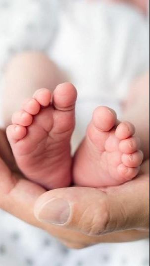 Terdengar Tangis dan Ada Tangan Mungil Muncul dari Dalam Tanah, Ternyata Bayi Baru Lahir Dikubur Hidup-Hidup oleh Orangtuanya