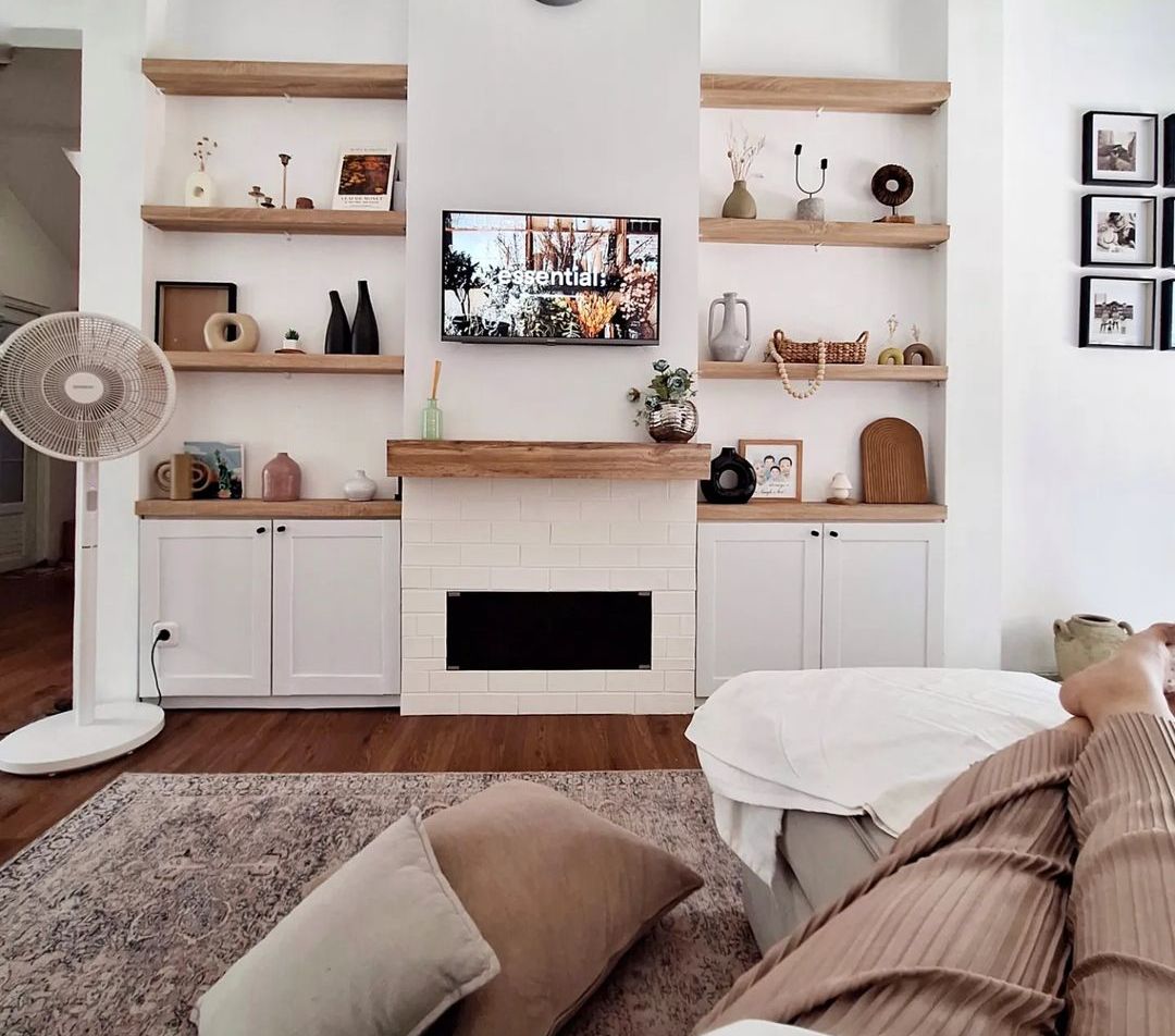 Before After Living Room Jadul, Penataannya Jadi Beda Banget