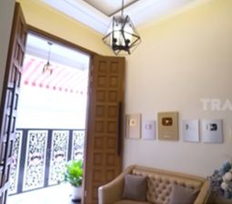 Viral Uang Sekolam, Intip 4 Rumah Mewah Nasya Kaila Nazifah yang Dibeli saat Usia 16 Tahun, Kamarnya Kayak di Hotel