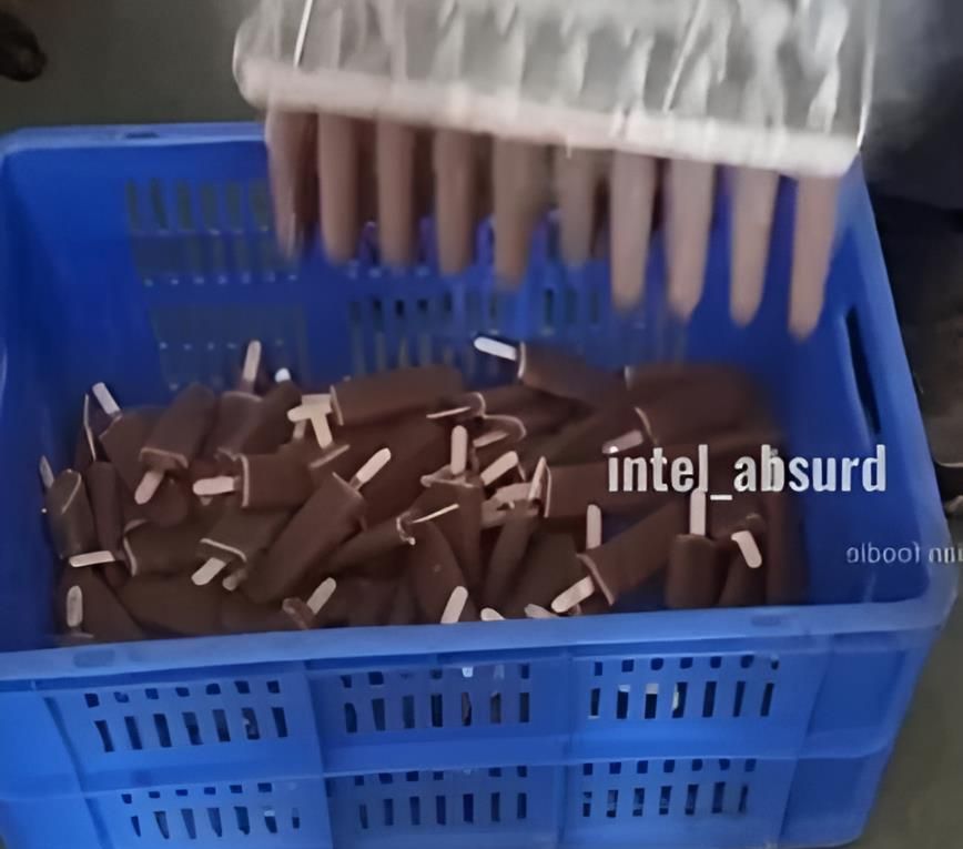 Es Krim India Ini dari Luar Terlihat Menyegarkan, Pas Tahu Proses Pembuatan di Pabriknya Rasa Haus Langsung Hilang