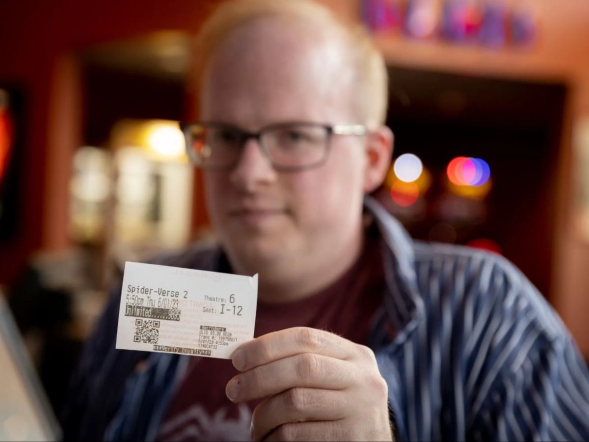 Man Breaks World Record After Watching 777 Movies In A Year!