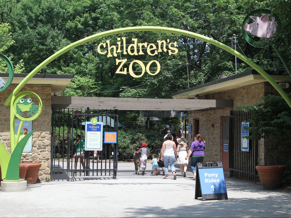 1. Philadelphia Zoo: A Wild Adventure for All Ages