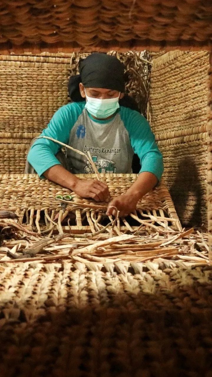 Menteri Teten Ungkap Alasan Produk Lokal Kalah Saing Dengan Barang Impor