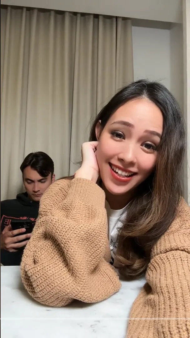 Momen Lady Nayoan Nyanyi Depan Rendy Kjaernett, Lirik Lagunya Ungkapan Hati Terdalam?