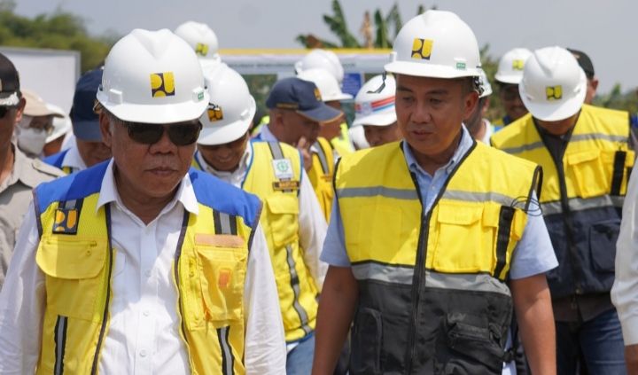 Inpres Jalan Daerah (IJD) menggunakan Anggaran Pendapatan Belanja Nasional (APBN).<br>