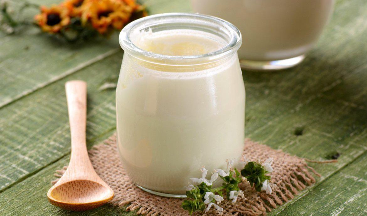 Yogurt tersebut mengandung bakteri baik MB- 11 Lactobacillus.