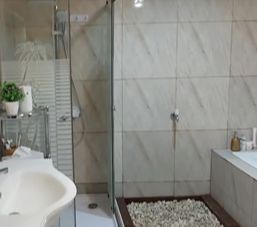 Dari Luar Cuma Rumah Triplek Biasa, tapi Kamar di Dalamnya Auto Bikin Heran, Kayak di Homestay Mewah